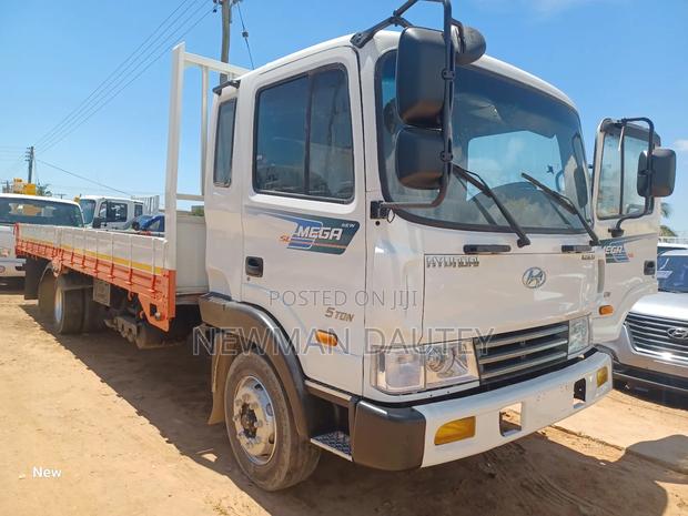5ton Big Lights Manual Engine · Photo 1