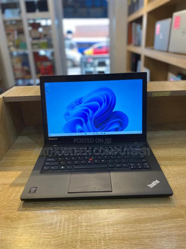 Laptop Lenovo ThinkPad T440 8GB Intel Core I5 HDD 500GB · Photo 2