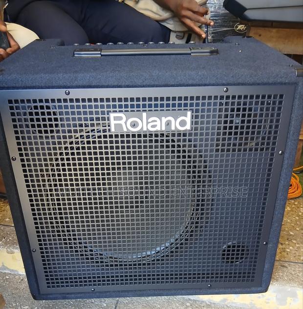 Roland Keyboard Combo (Roland Kb 600) · Photo 1