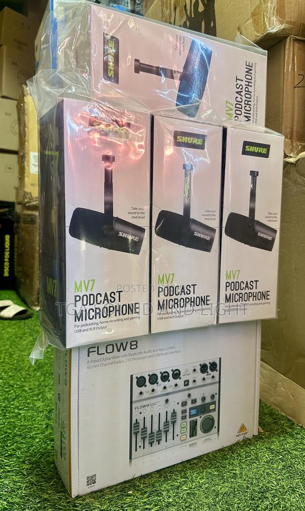 Podcast Equipment Set · Photo 1