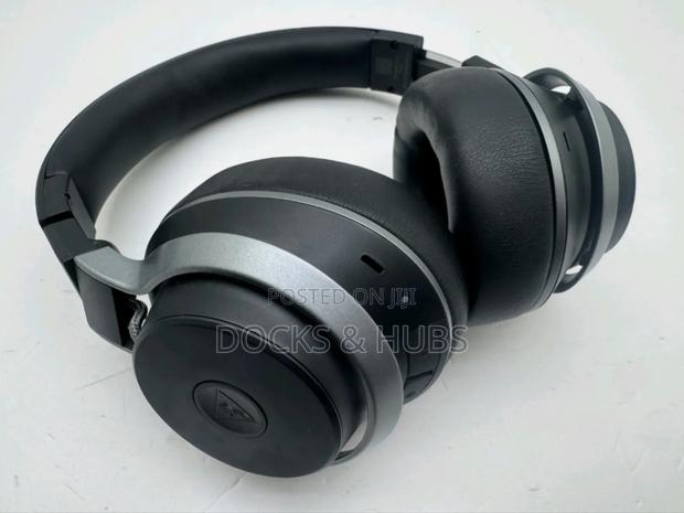 Turtle Beach Stealth Pro Wireless Gaming Headset Noise-Cancelling · Photo 4