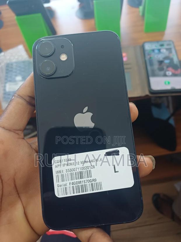 New Apple iPhone 12 mini 64 GB Black · Photo 1