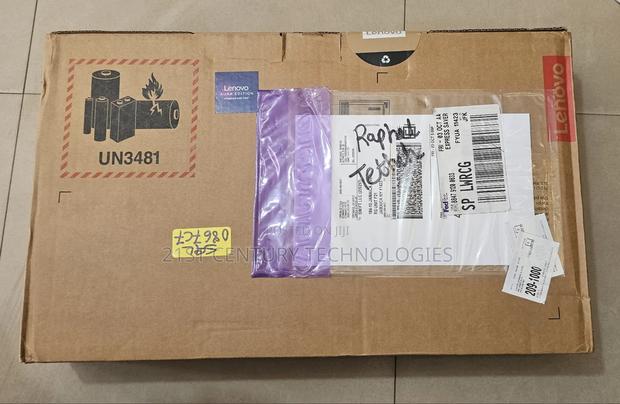 New Laptop Lenovo Yoga 9i 32GB Intel Core Ultra 7 SSD 1T · Photo 2