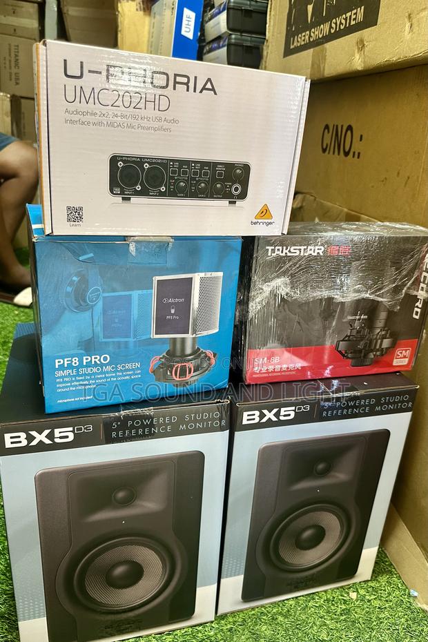 Studio Gadgets Set · Photo 3