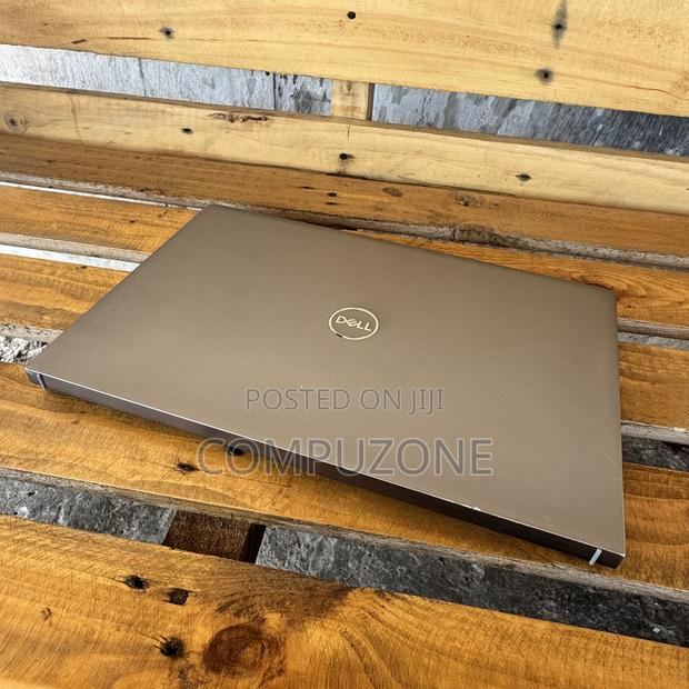 Laptop Dell Vostro 14 5000 8GB AMD Ryzen 5 SSD 256GB · Photo 5