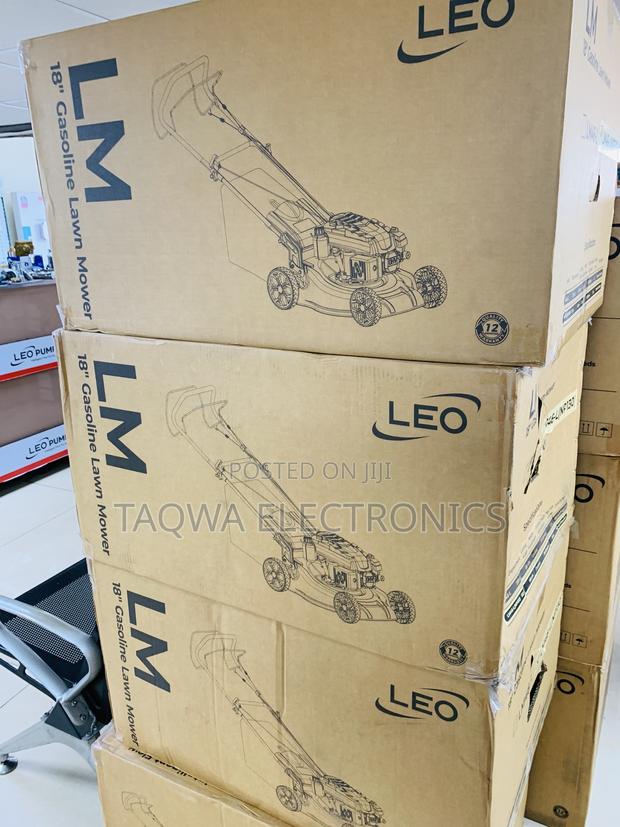 Lm46-L (Np130) 4 Hp Cordless Lawn Mower · Photo 1