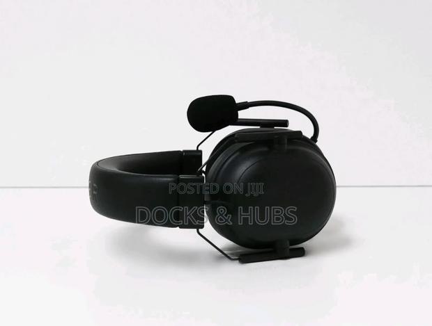 Razer Blackshark V2 Hyperspeed - Wireless Esports Headset · Photo 4
