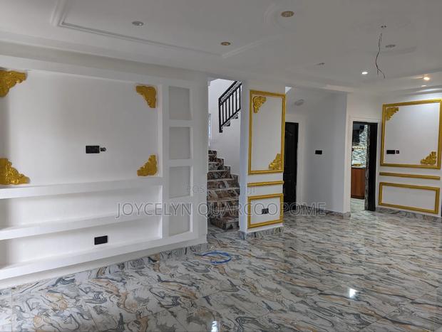 5bdrm Mansion in Dodowa for rent · Photo 4