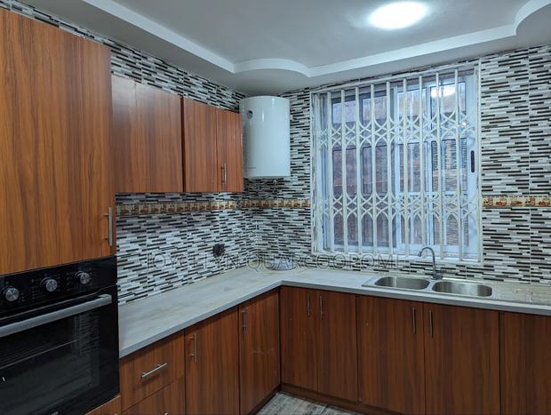 5bdrm Mansion in Dodowa for rent · Photo 5