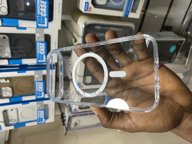 iPhone 17 Air Crystal Clear Case · Photo 5