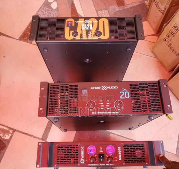 Two Crest Audio Ca20 Amplifiers And Max Mx4000 Amplifier · Photo 2