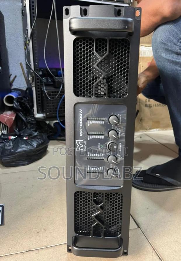 Audio Mx18000w 4-in-1 Power Amplifier. · Photo 1