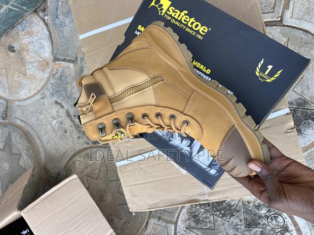 Safetoe Safety Boot · Photo 2