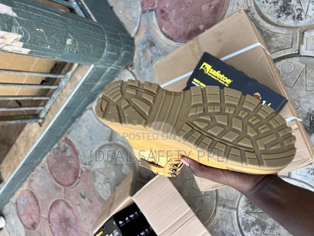 Safetoe Safety Boot · Photo 4