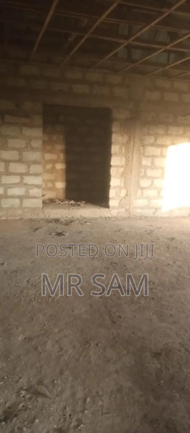 2plot of Land With 3bedroom Uncompleted for Sale at Tuba Road · Photo 7