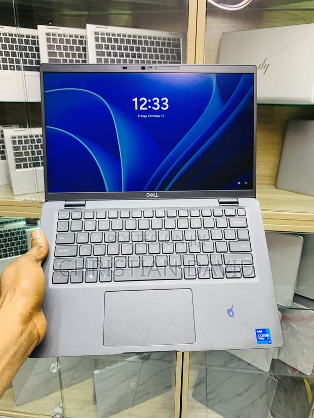 Laptop Dell Latitude 7420 32GB Intel Core I7 SSD 512GB · Photo 2