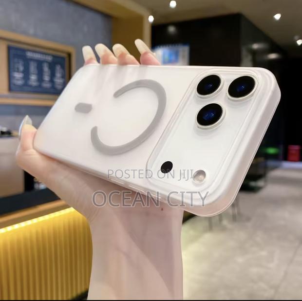 Ultra Thin Magsafe Case for iPhone 17 Models · Photo 1