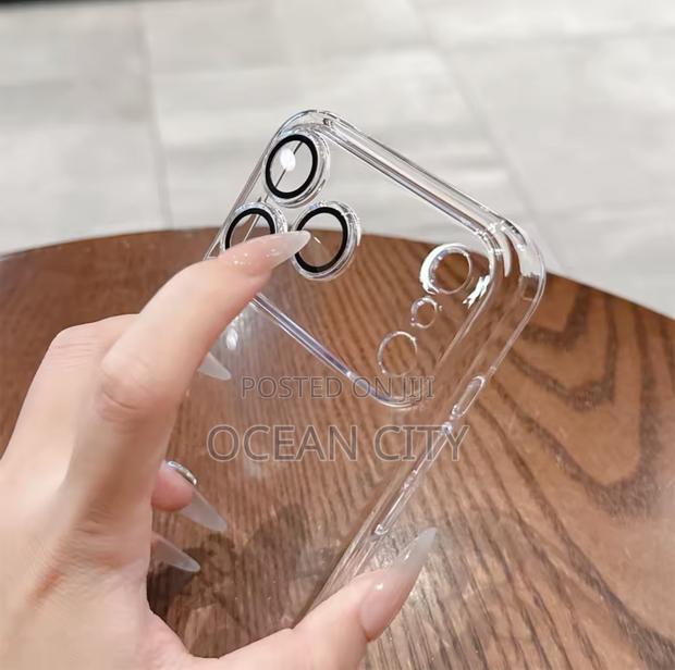 Anti Yellow Pc Case for iPhone 17 Models · Photo 2