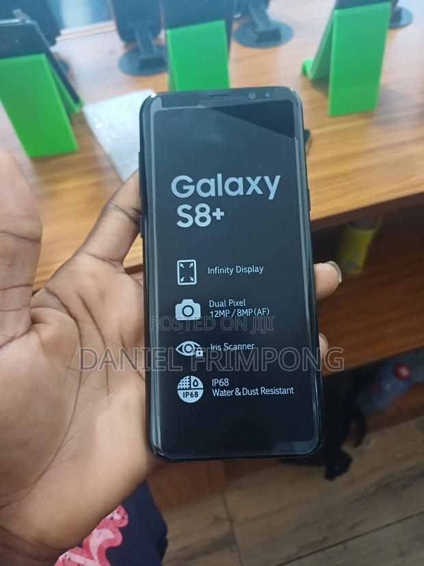 New Samsung Galaxy S8 Plus 64 GB Black · Photo 2