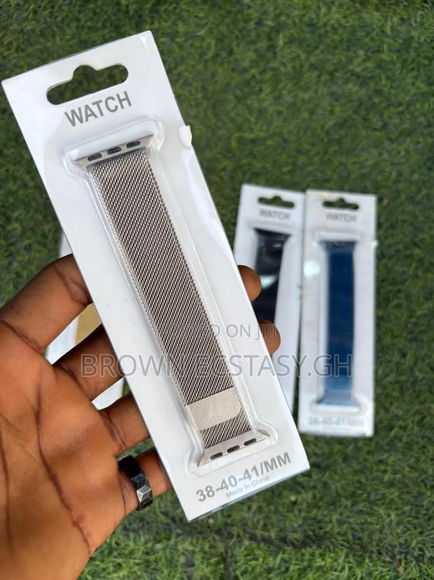 Apple Watch Mesh Metal Straps · Photo 3