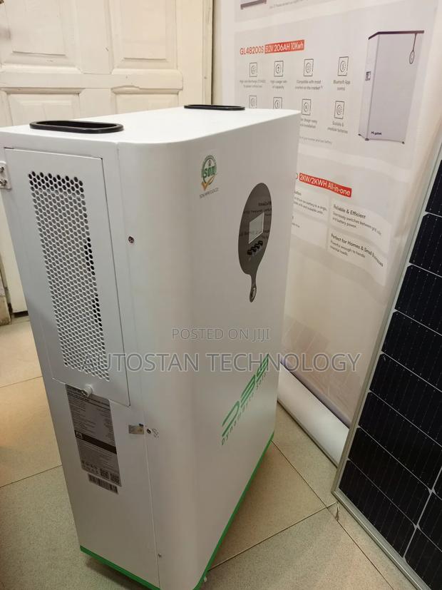 5kw With Inbuilt Lithium Ion Battery Portable Solar Power · Photo 2