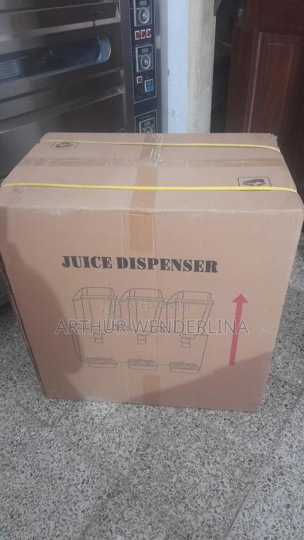 Triple Drink Dispenser · Photo 4