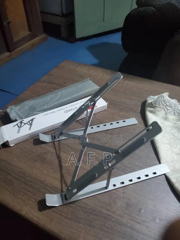 Metal Laptop Stand · Photo 2