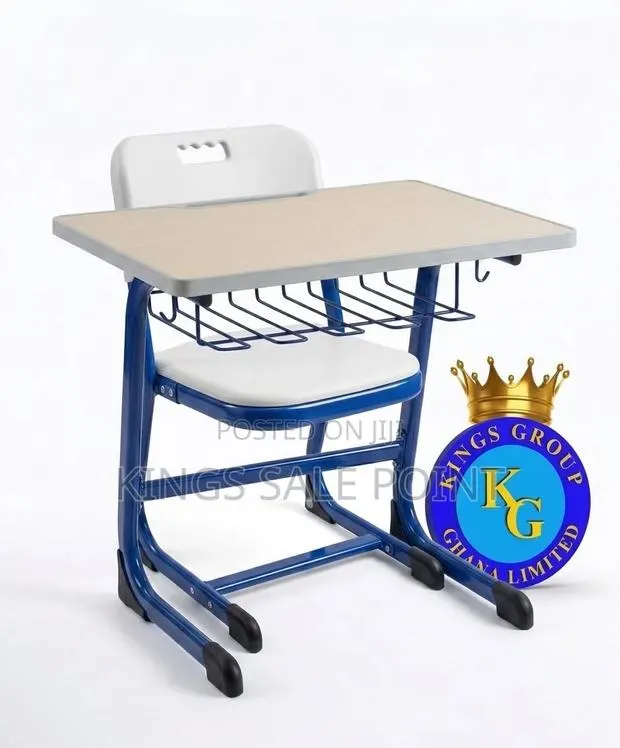Student Table and Chair · Photo 1