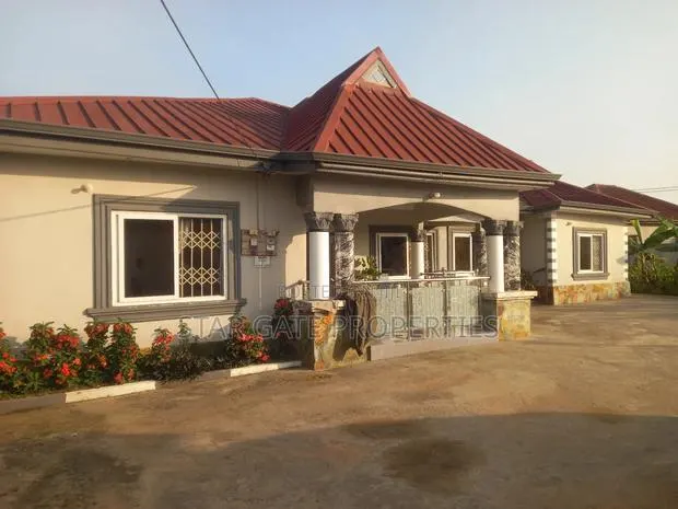 4bdrm House in Aputuogya Abuantem, Kumasi Metropolitan for sale · Photo 1