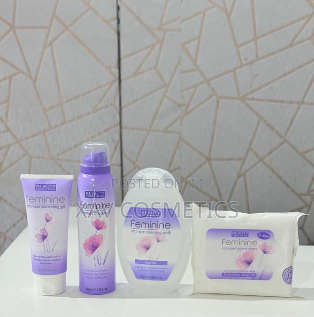 Beauty Formula Feminine Intimate Kit · Photo 1