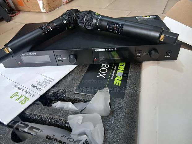 Shure 2 in 1 Wireless Mic (Slx-D) · Photo 4