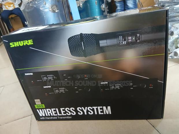 Shure 2 in 1 Wireless Mic (Slx-D) · Photo 3