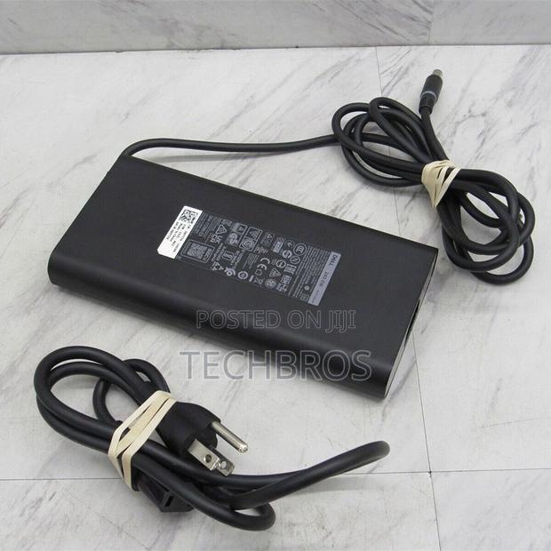 Original Dell Alienware/Precision Oval 240w Charger · Photo 2