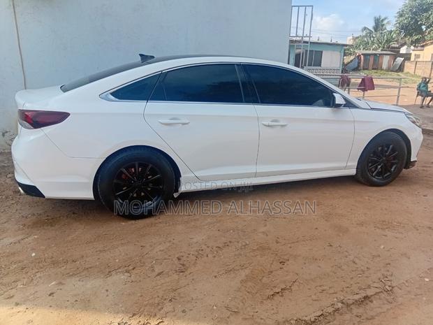 Hyundai Sonata 2019 White · Photo 3