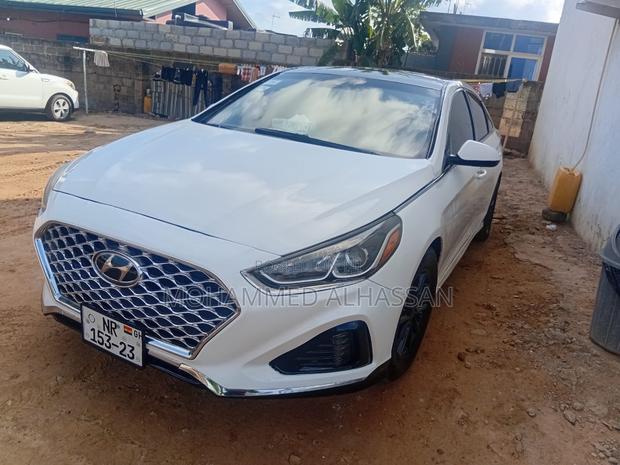 Hyundai Sonata 2019 White · Photo 1