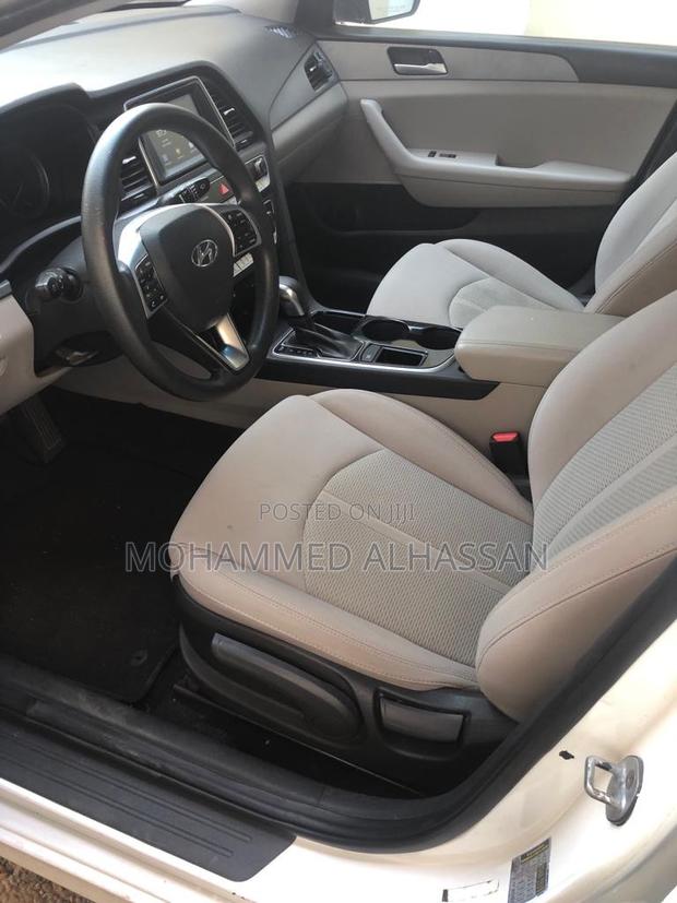 Hyundai Sonata 2019 White · Photo 5