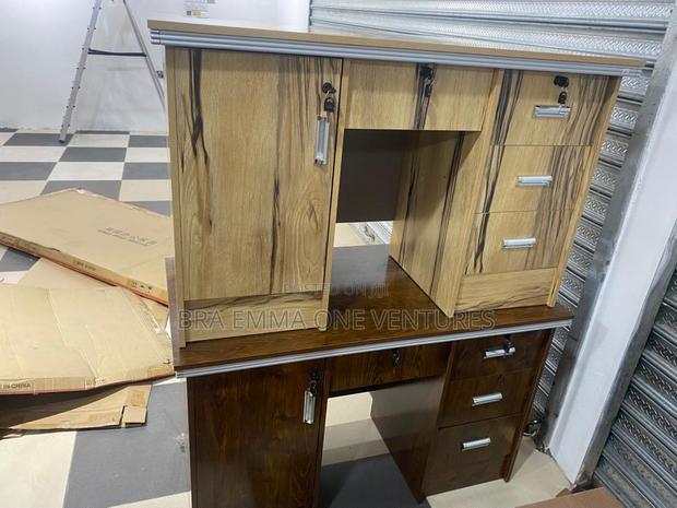 Executive Office Desk 1.2m · Photo 1
