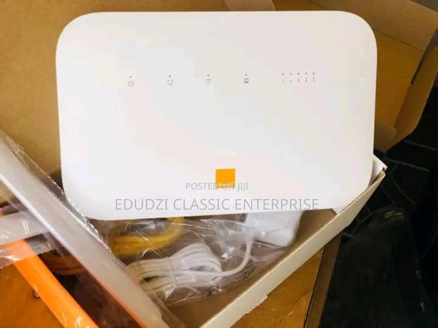 Orange 4g + Flybox Router 655661 · Photo 1