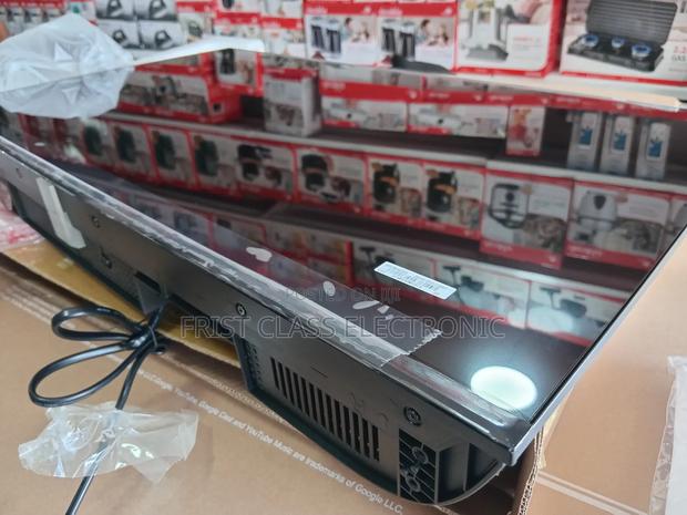 Home Happiness With TCL Digital Tv · Photo 2