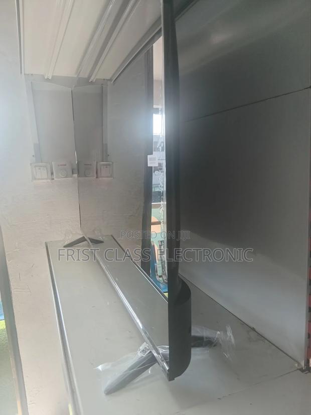 Superb TCL Digital Tv · Photo 2