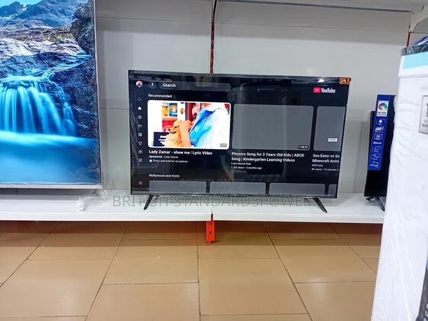 Best Value 32" Smart TCL Tv · Photo 1
