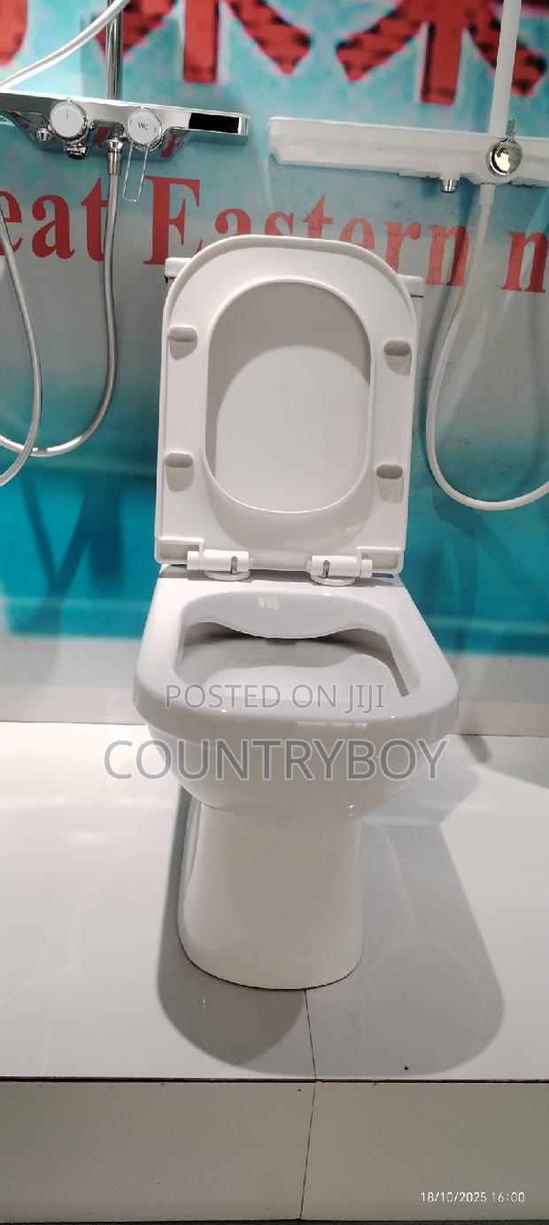 Water Closet · Photo 1