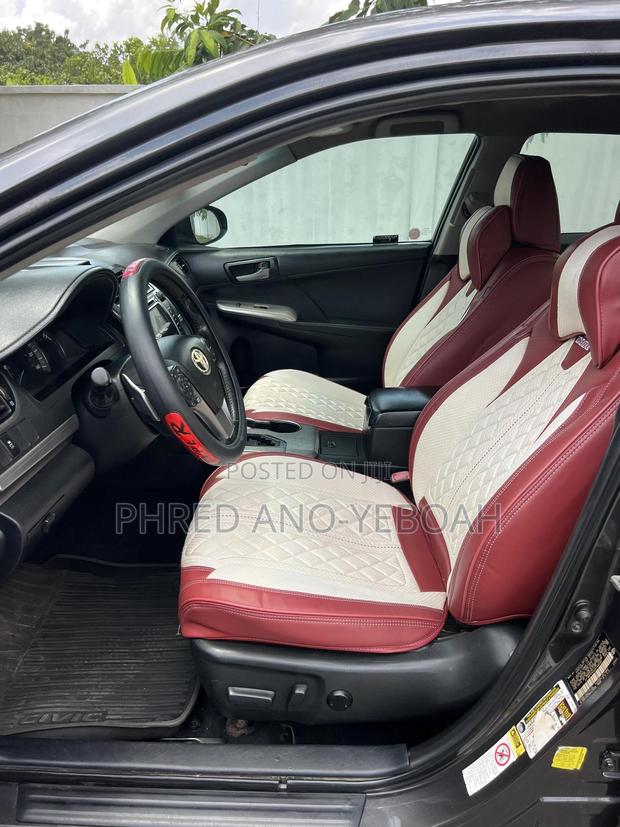 Toyota Camry SE 4dr Sedan (2.5L 4cyl 6A) 2014 Gray · Photo 6