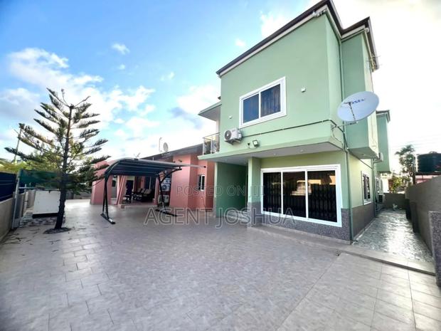 Furnished 3bdrm Townhouse / Terrace in Manet Court Estate for rent · Photo 1