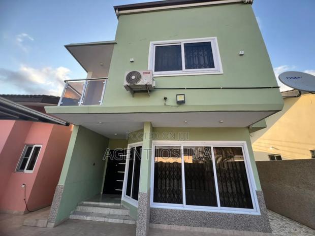 Furnished 3bdrm Townhouse / Terrace in Manet Court Estate for rent · Photo 8
