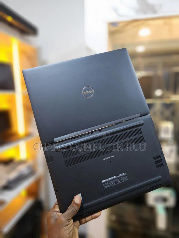 Laptop Dell Latitude 7280 16GB Intel Core i7 SSD 256GB · Photo 2