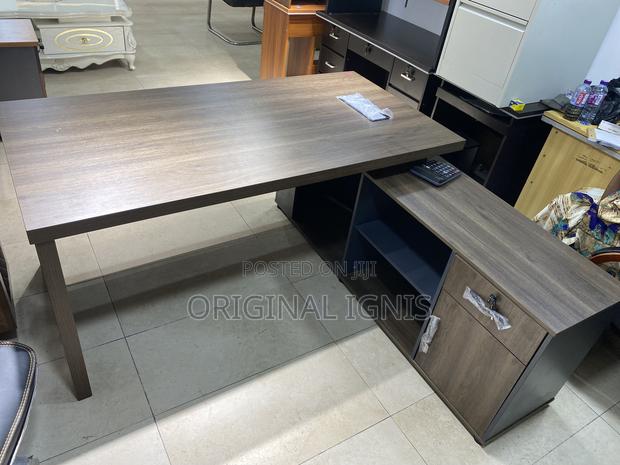 L-Shaped Executive Office Desk · Photo 2