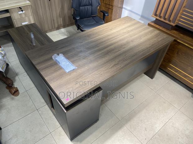 L-Shaped Executive Office Desk · Photo 3