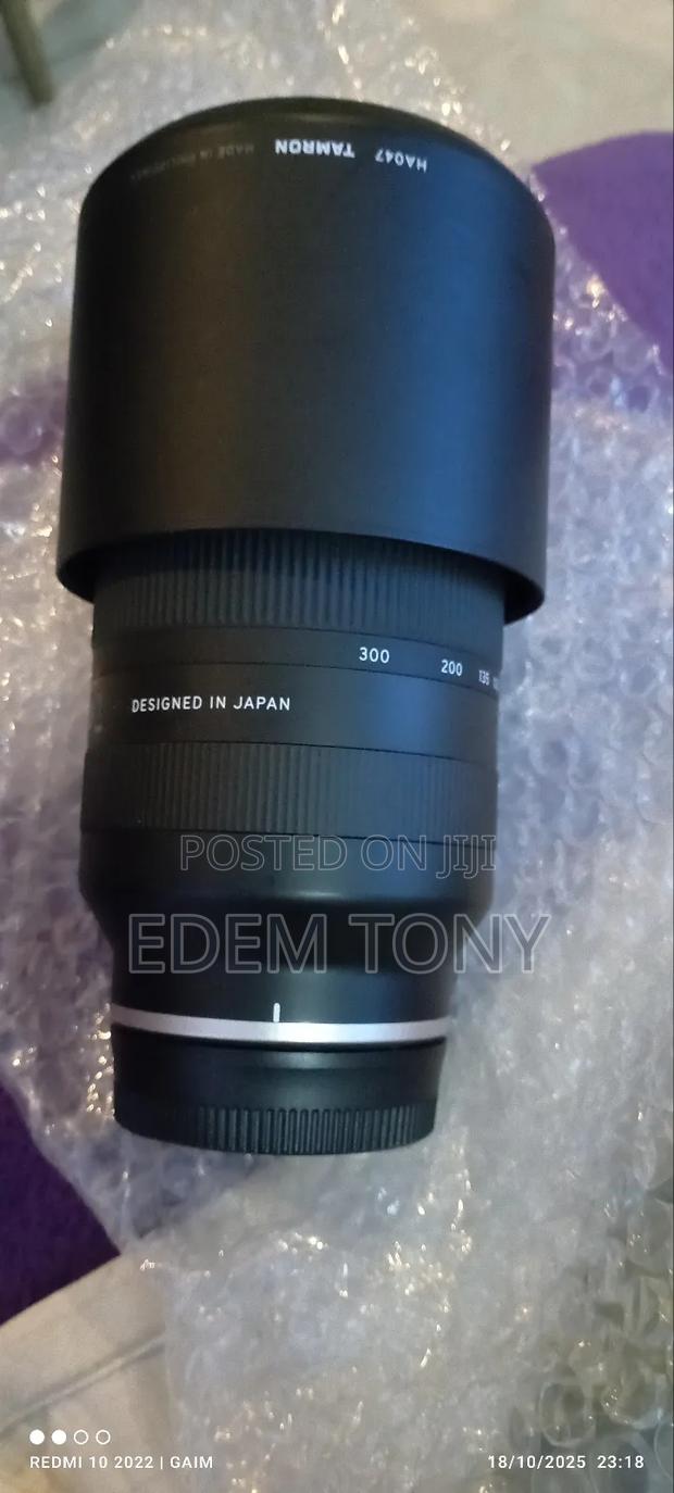 Tamron 70-300mm F/4.5-6.3 Di | RXD Lens for Sony E · Photo 2