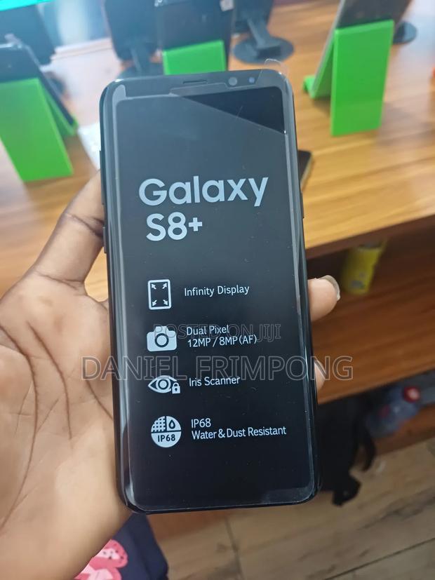 Samsung Galaxy S8 Plus 64 GB Black · Photo 2